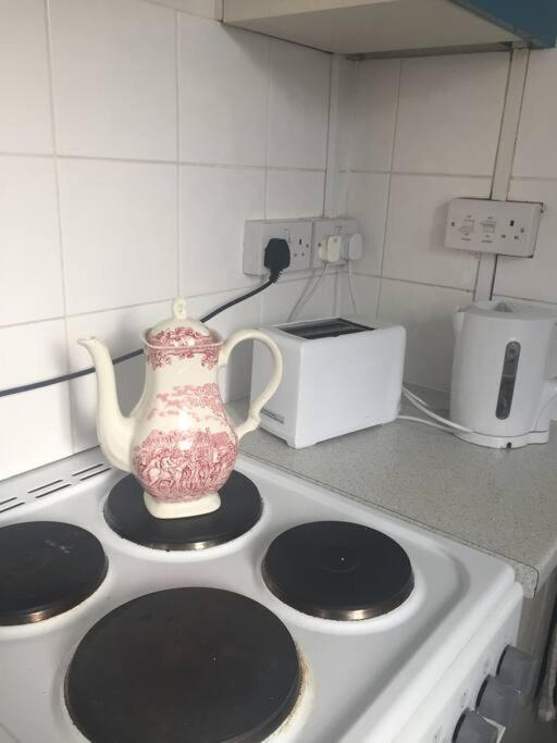 Carpe Diem Flat Near Zone 1 *